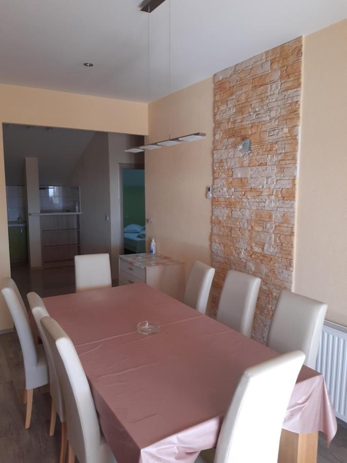Apartament Ravlic