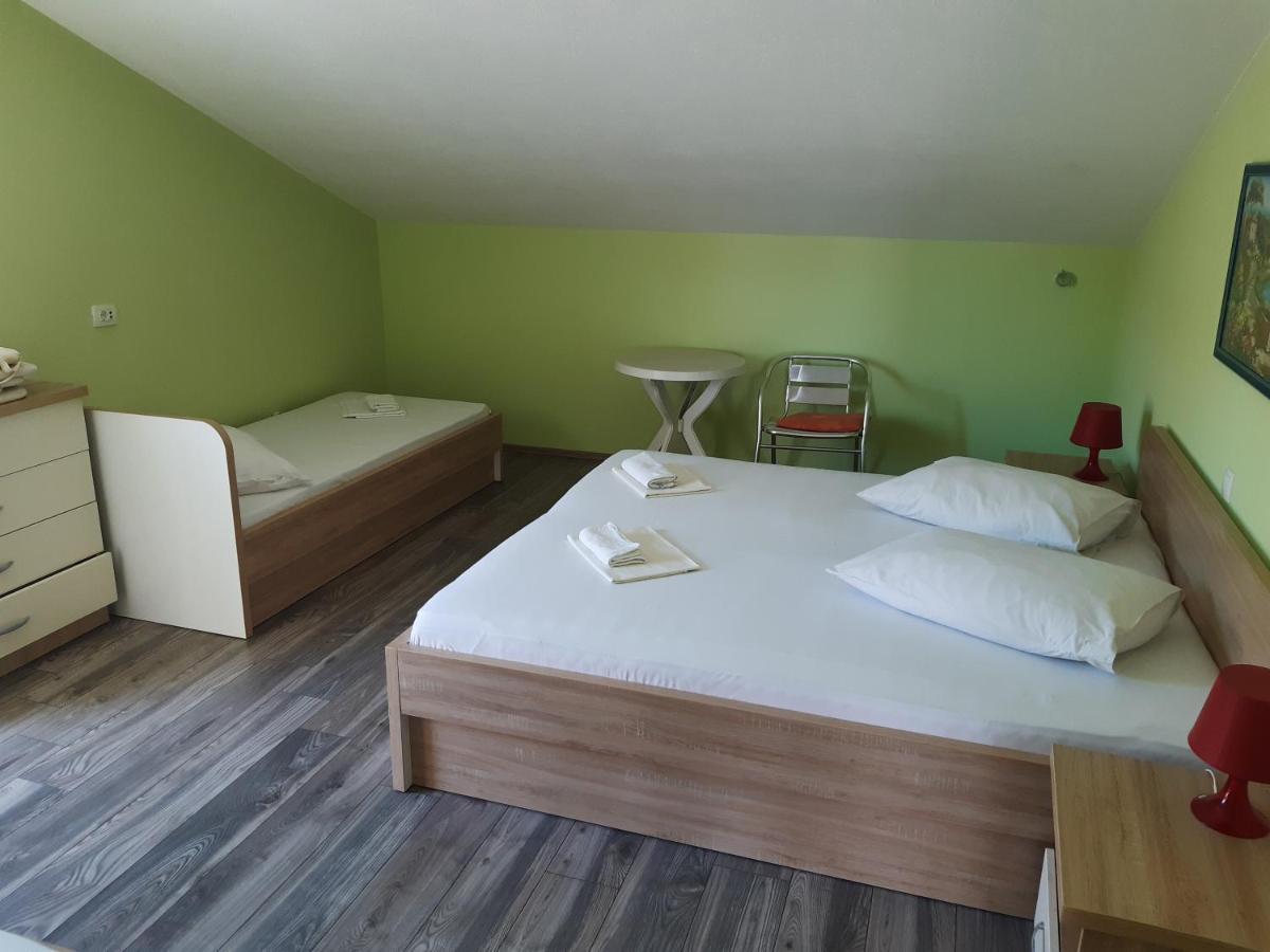 Apartament Ravlic