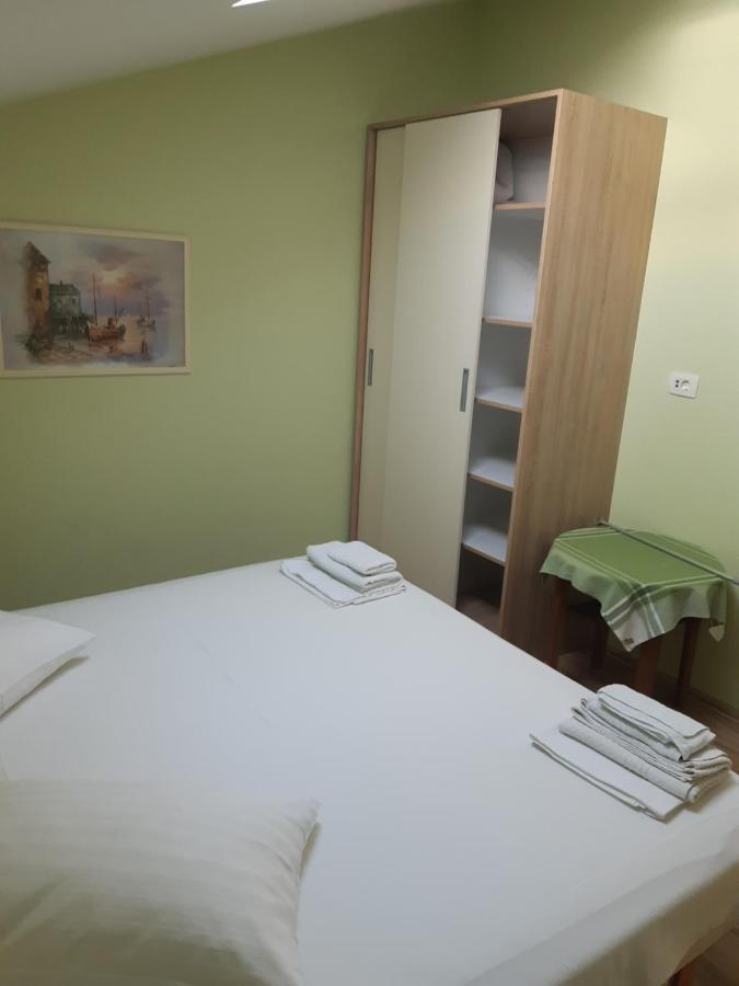 Apartament Ravlic
